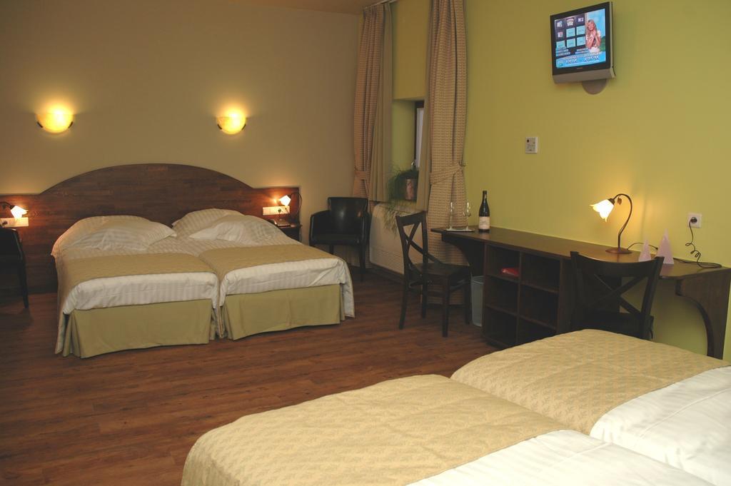Hotel Van Reeth'S Koffiebranderij プールス 部屋 写真