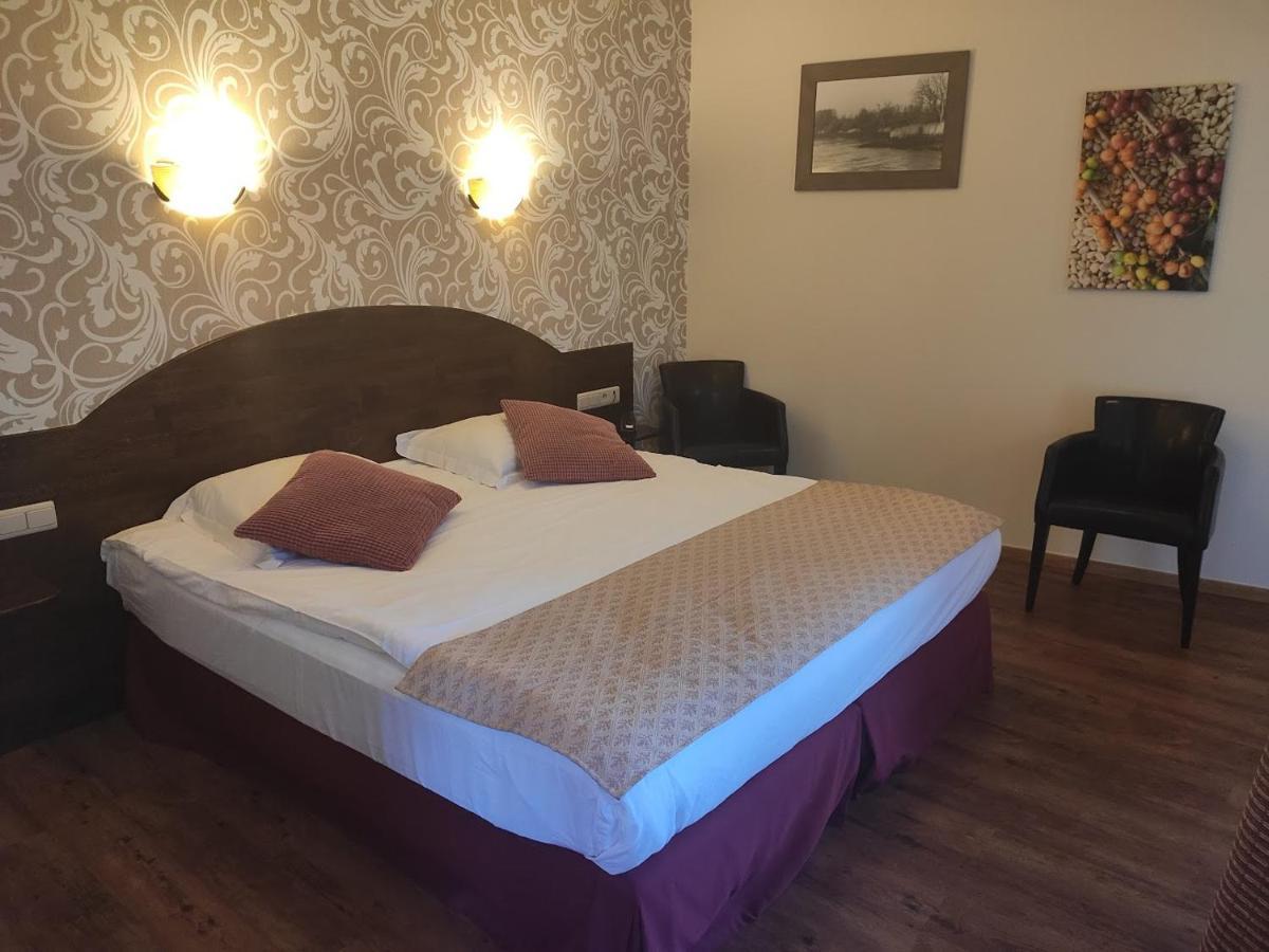 Hotel Van Reeth'S Koffiebranderij プールス エクステリア 写真
